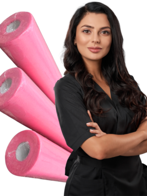 Różowy podkład włókninowy w rolce o wymiarach 60cm x 50m. Higieniczne prześcieradło wykonane z miękkiej i gładkiej włókniny, używane w branży Beauty & SPA.